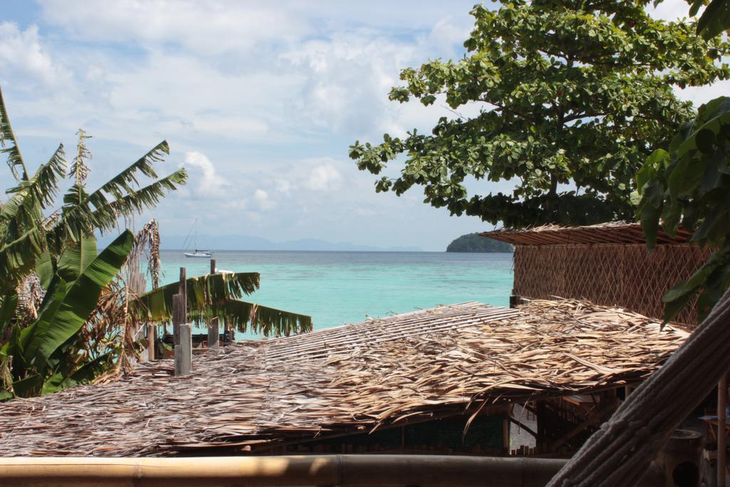 Captain Yut'S Bangalows Koh Lipe Exteriör bild